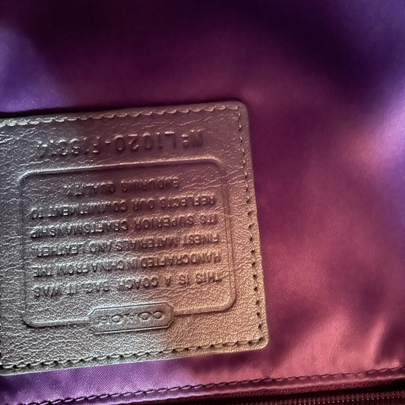 Beautiful Coach bag used once - Picture 8 of 8